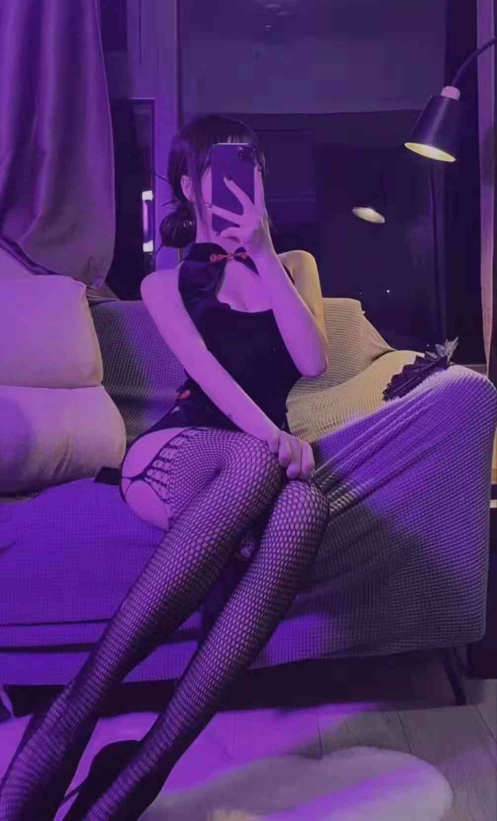 苗条恬恬御姐可颜设