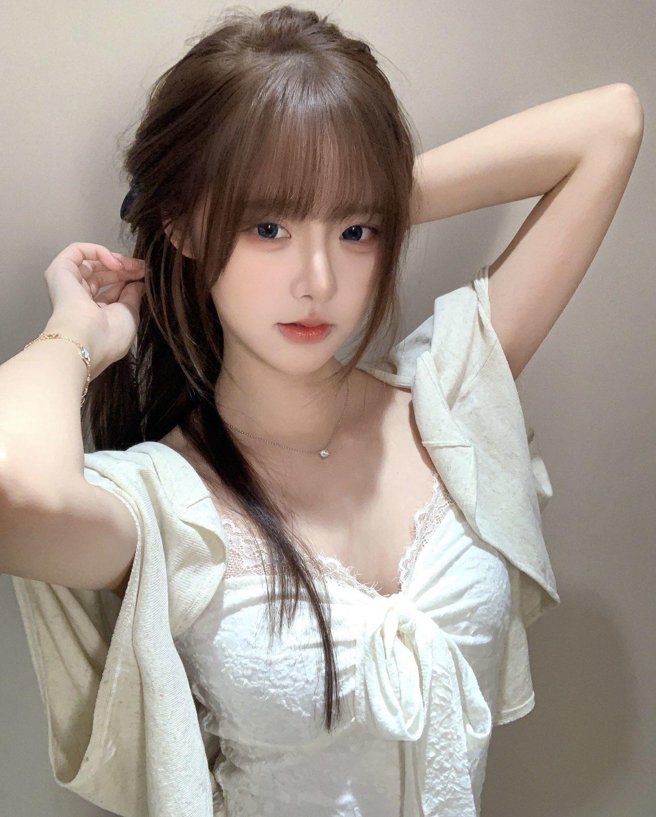 【沈阳】皇姑区小妹妹初下海粉嫩小鲍鱼太美了