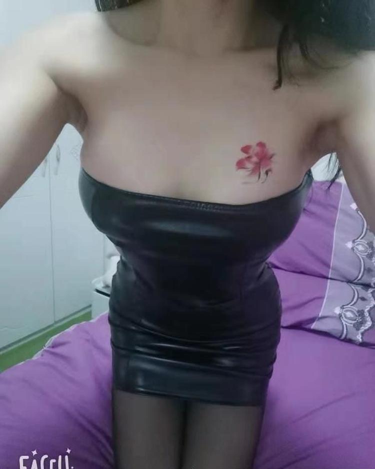 特紧致喷泉水水老师