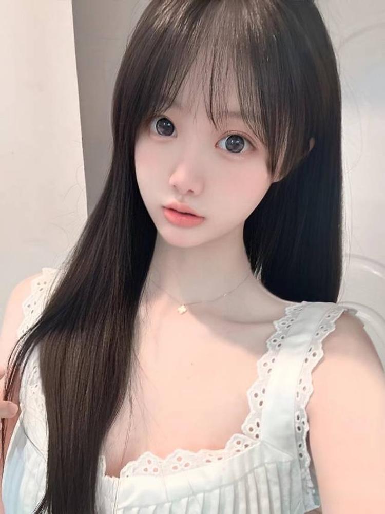 白净邻家小妹新鲜出炉