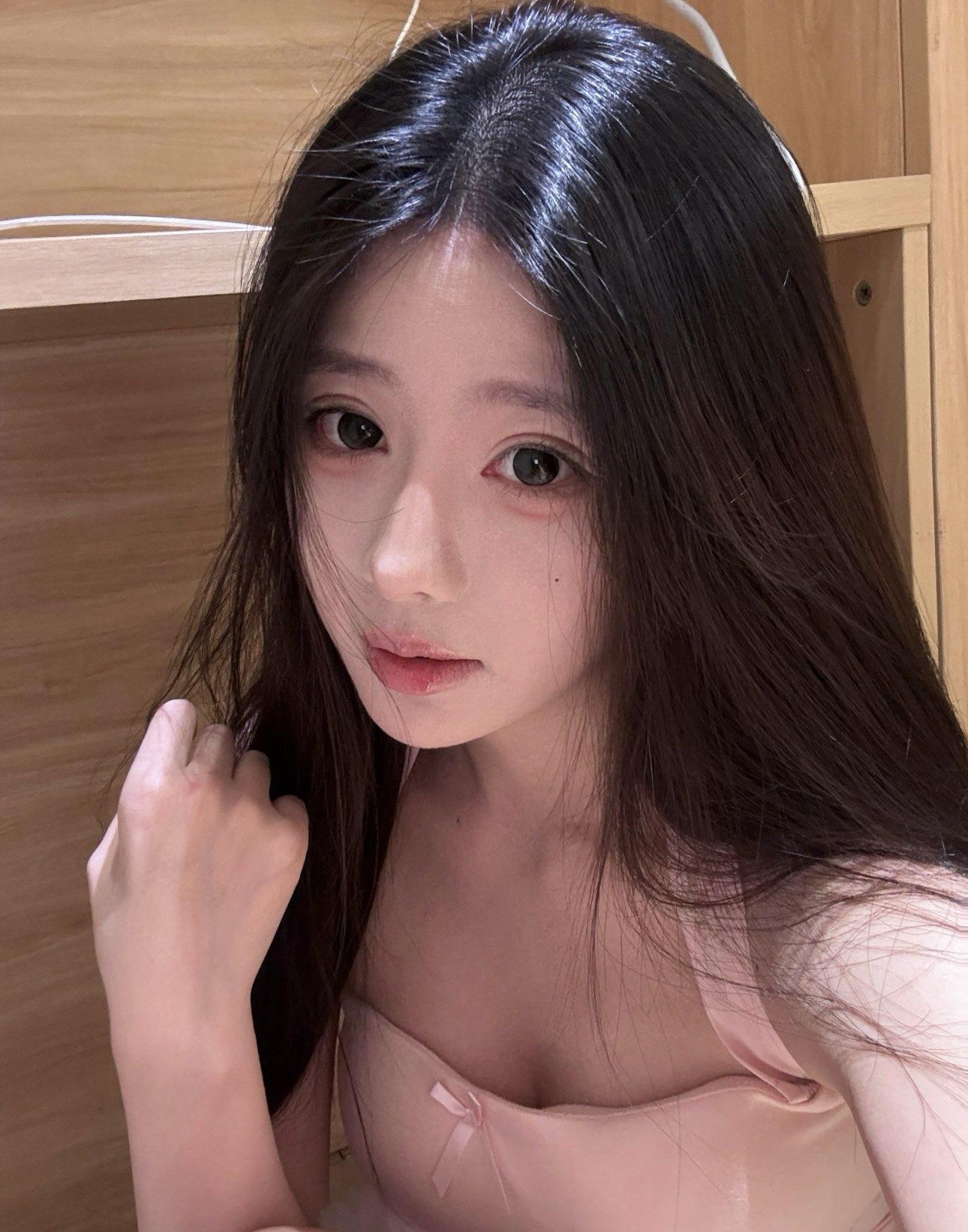 【南充】顺庆区鲍鱼粉嫩的小妹妹弄到嗷嗷叫