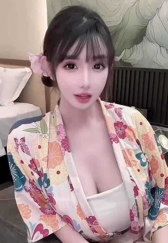 【上海】喜欢颜值高大奶妹就找她